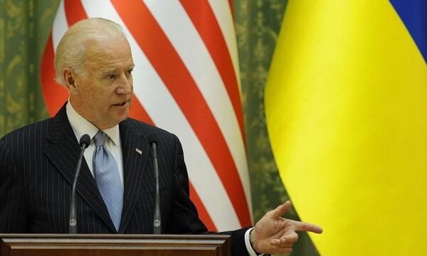 Можливість таємного перетину українського кордону президентом США розглядалася, – Politico