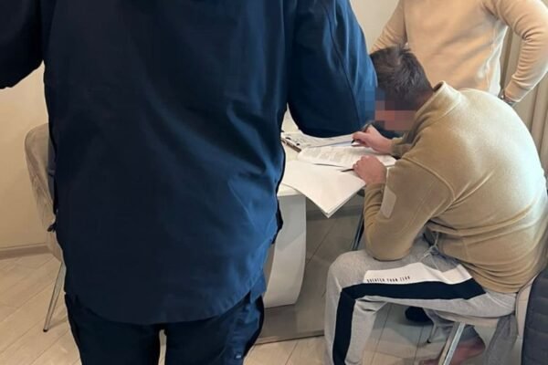 В СБУ підтвердили справи проти ексчиновників Міноборони (ФОТО)