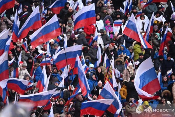 В московських Лужниках розпочався путінський шабаш під охороною  ППО “Панцир” (ФОТО, ВІДЕО)