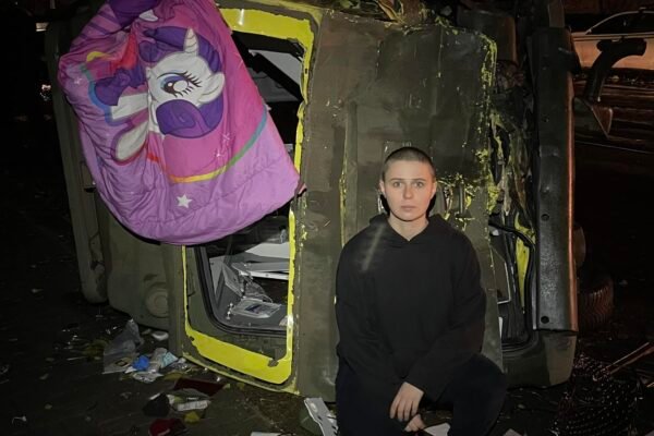 Майор ВСП врізався у придбану для фронту “швидку” і тікає від правосуддя (ФОТО)