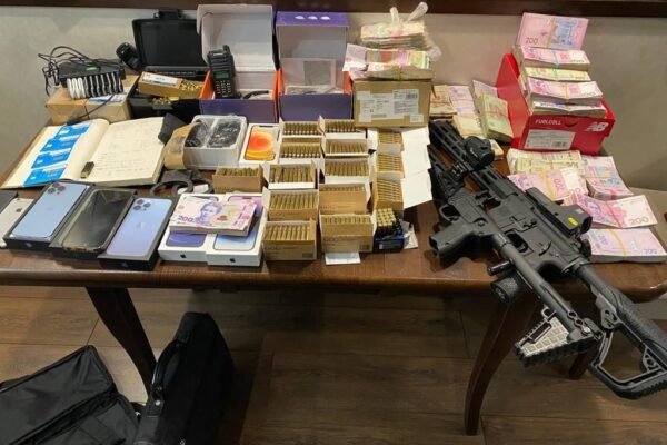 Поліція накрила потужний наркокартель з мільйонами доларів щомісячного прибутку (ФОТО, ВІДЕО)