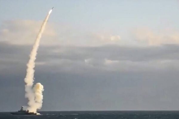 Залужний повідомив про російські ракети у повітряному просторі Румунії