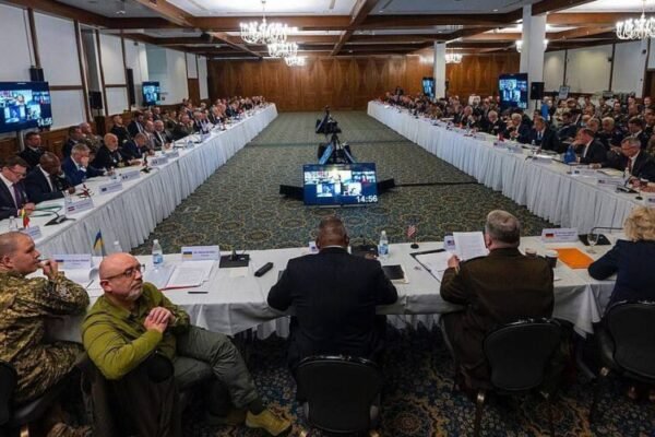 Розбудова “танкової коаліції” і захист неба: Резніков повідомив теми чергового Рамштайну