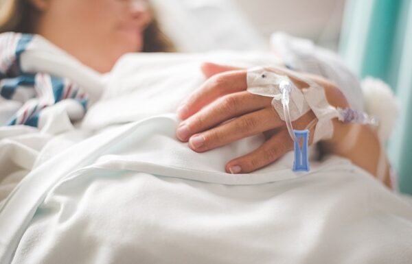 Понад три десятки переселенців отруїлися у львівському модульному містечку