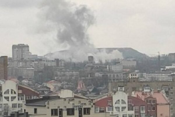 День “бавовни”: Слідом за Маріуполем і Мелітополем вибухи пролунали у Донецьку (ВІДЕО)