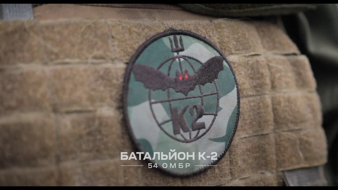Як під Лисичанськом український танк впритул розстріляв позицію росіян ...