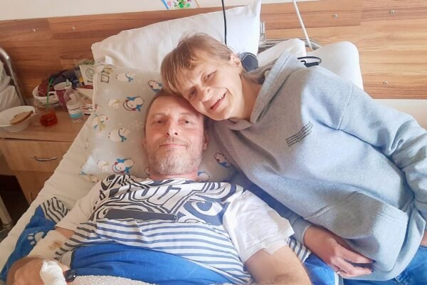 П’ять кульових поранень і понад 200 осколків: У Франківську лікарі рятують захисника Бахмута (ФОТО)