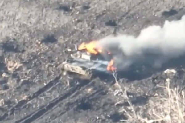 Як “Чорні запорожці” з дронів нищать російську техніку (ВІДЕО)