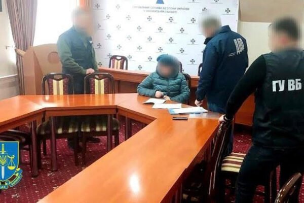 На любові до “руського миру” попалася чергова співробітниця СБУ. Цього разу на Волині