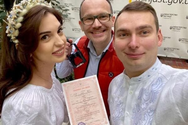 Міністр юстиції одружив двох нардепів