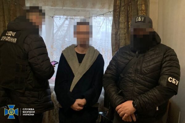 Шахраї у Києві, Дніпрі та на Херсонщині від імені місцевої влади збирали гроші на ЗСУ