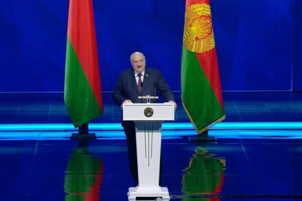 Самопроголошений президент Білорусі запропонував оголосити перемир’я між РФ та Україною