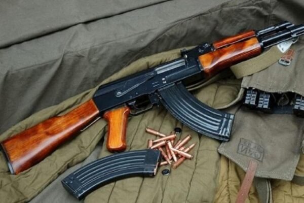 Мають 10 днів: жителів Дніпропетровщини закликали повернути зброю, видану на початку війни