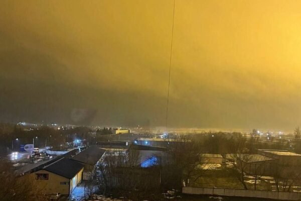 Неподалік Москви спалахнув найбільший у Росії металургійний завод (ФОТО)