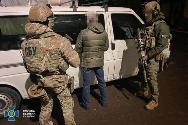 У Рівному затримали російського диверсанта, який намагався підірвати об’єкт транспортної інфраструктури (ФОТО)