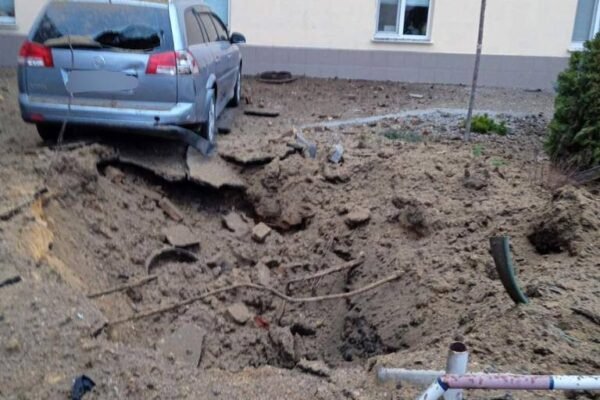 Окупанти атакували безпілотниками медзаклад у Херсоні (ФОТО)