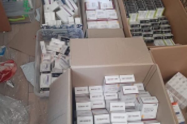 У Києві викрили постачальників фальсифікованих препаратів для онкохворих (ФОТО)