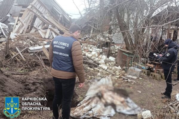 На Харківщині ексгумували тіло чоловіка, загиблого від обстрілу рф