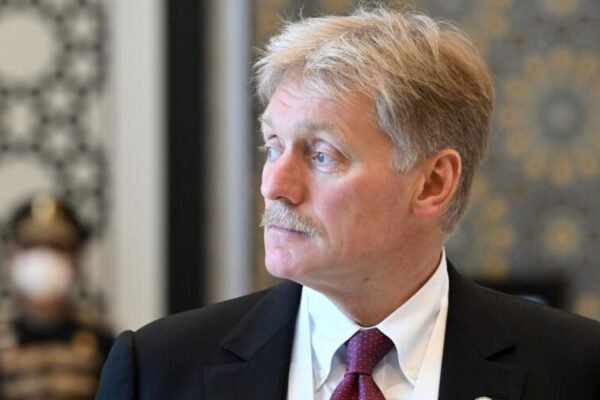 У Путіна заявили, що Макрон не може бути посередником на переговорах України та Росії