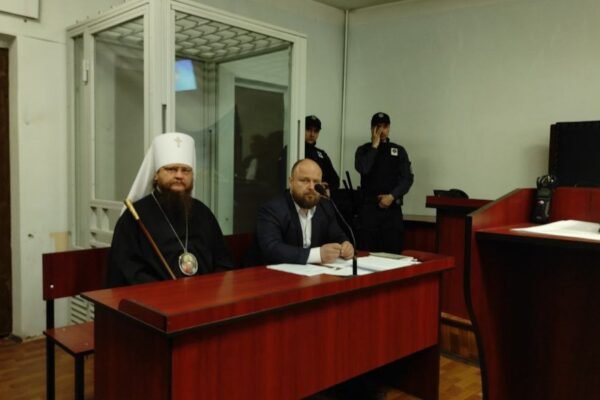 Цілодобовий домашній арешт: Скандальному митрополиту УПЦ МП Феодосію обрали запобіжний захід