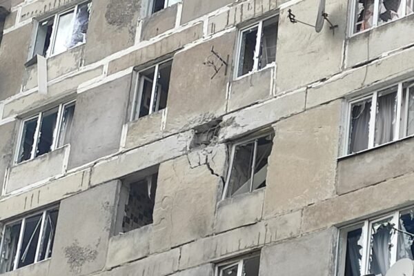 Росіяни вдарили Ураганами по Курахівці на Донеччині. Є поранений