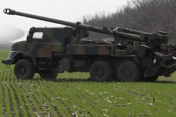 У ЗСУ показали, як французькі САУ Caesar знищують окупантів на Донеччині (ВІДЕО)