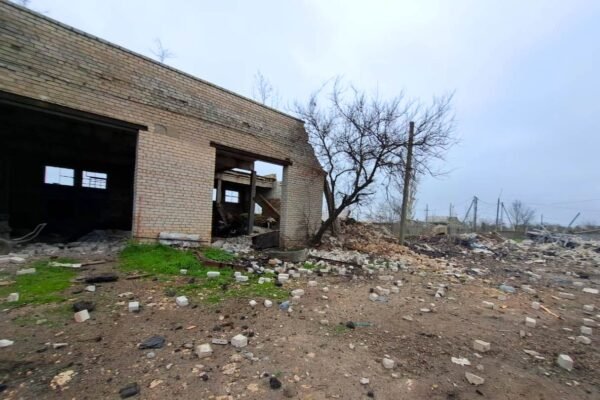 Зруйновані будинки та інфраструктура: наслідки російських обстрілів Херсонщини (ФОТО)