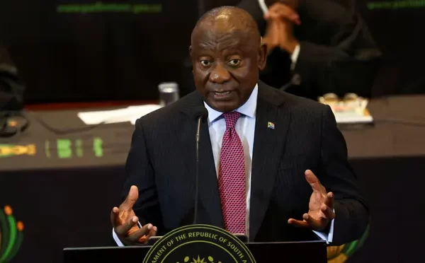 Дали задню: У президента ПАР заявили, що країна не виходить з Міжнародного кримінального суду