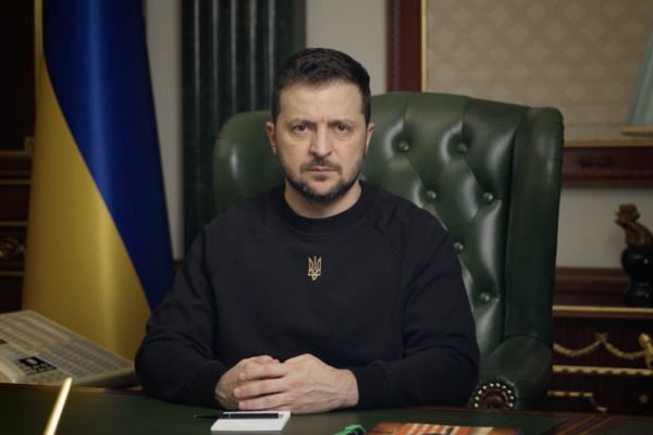 Ситуація на фронті і постачання боєприпасів: Зеленський провів засідання Ставки