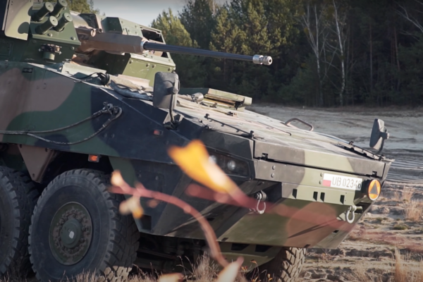 Україна замовила у Польщі 100 бронетранспортерів Rosomak