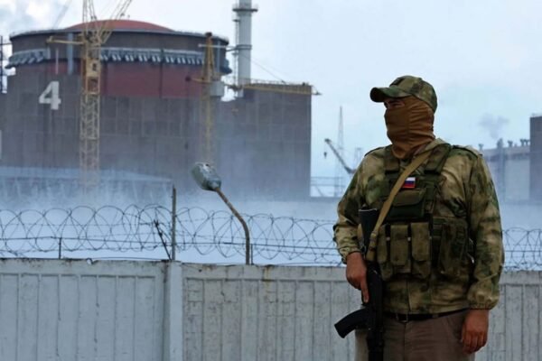 Ядерний терор триває: На ЗАЕС вибухнула російська міна біля одного з енергоблоків