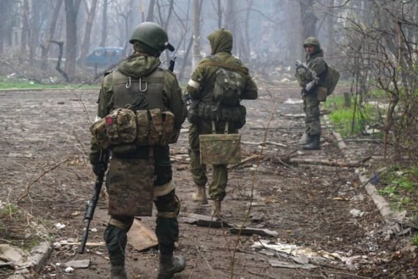 На Луганщині окупанти розшукують 50 своїх дезертирів
