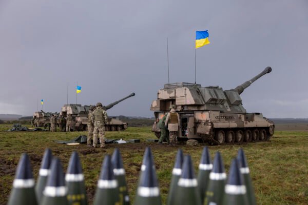 Навчалися на САУ AS90: Друга група артилеристів ЗСУ закінчила навчання у Великій Британії (ФОТО)