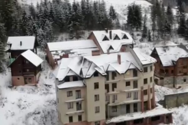 Земельні ділянки на Львівщині дружини Медведчука заарештували (ВІДЕО)