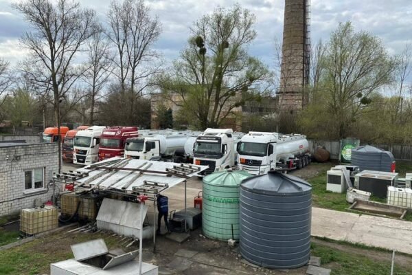 На Київщині припинили діяльність розгалуженої мережі АЗС, що торгувала контрафактним пальним