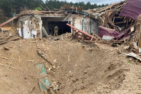 Росіяни скинули на Чернігівщину ФАБ (ФОТО)