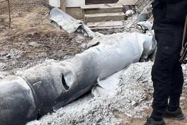 У поліції показали уламки російських ракет, які впали на Київщині (ФОТО)