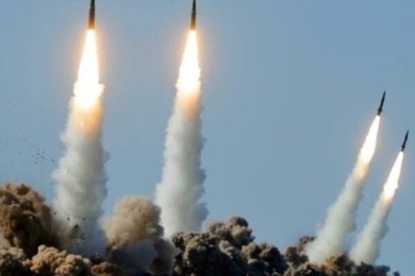 Подвійна ракетна атака на Тернопіль: поцілили у склад та цивільні об’єкти
