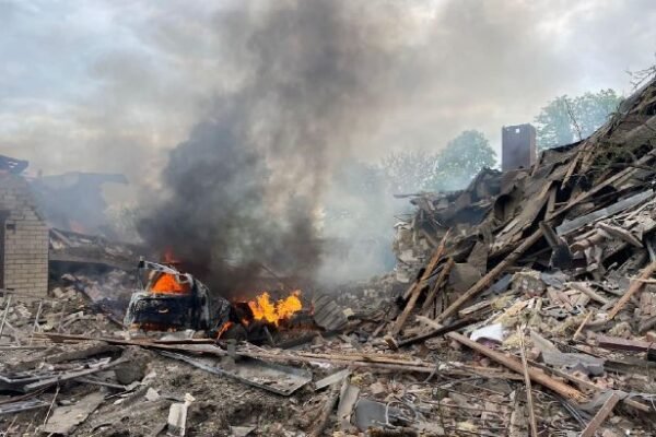 Росіяни обстріляли Слов’янськ: поранена жінка (ФОТО, ВІДЕО)