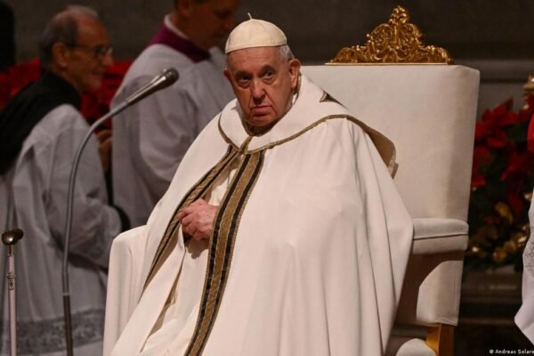 Папа Римський повідомив про таємну місію Ватикану щодо припинення війни в Україні