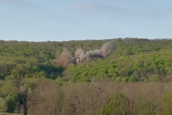 Черкаські рятувальники показали, як знищували частину ворожої ракети (ВІДЕО)