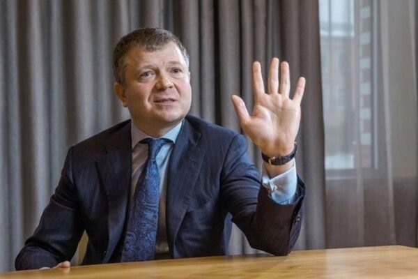 Швейцарія наклала арешт на мільйони доларів на рахунках Жеваго