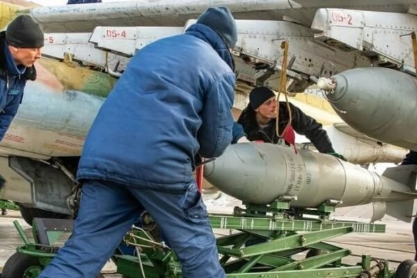 Не долетіла до України: У Бєлгородській області впала бомба ФАБ-500