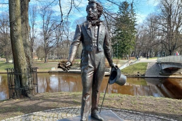 У столиці Латвії демонтували пам’ятник Пушкіну