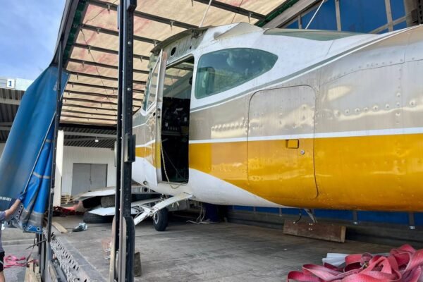 З Румунії до України намагалися ввезти літак у розібраному вигляді, – Держмитслужба