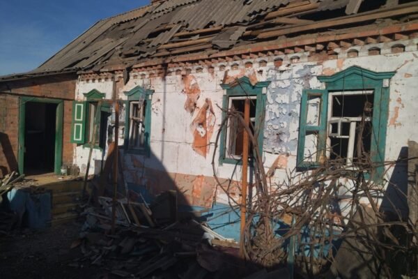 Ворог продовжує стирати з лиця землі населені пункти Донеччини (ФОТО)