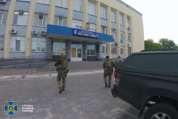Заступник мера Вознесенська підозрюється у розкраданні бюджетних грошей на закупівлі оборонної продукції (ФОТО)