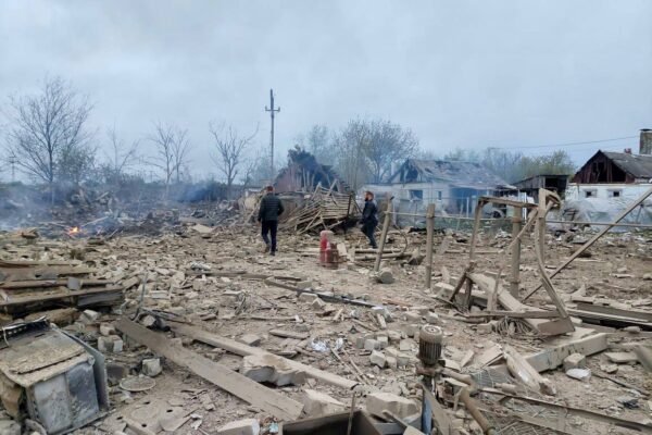 Двічі за ніч росіяни обстріляли Павлоград на Дніпропетровщині. Травмовано 25 людей, в тому числі троє дітей (ФОТО)