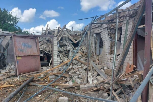 Обстріл громади на Дніпропетровщині: загинула жінка, троє з 10 госпіталізованих – у тяжкому стані