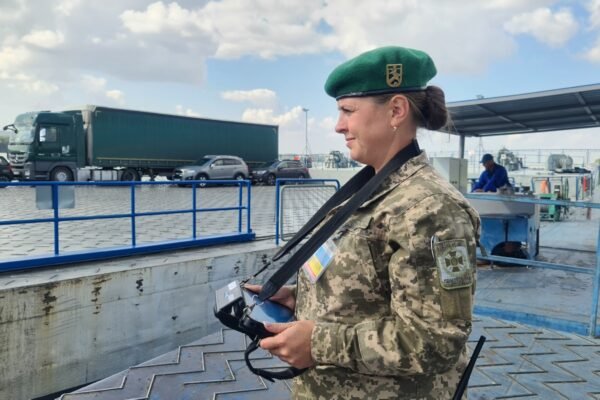 “Головні монети світу”: На кордоні з Румунією виявили контрабандну колекцію старовинних монет (ФОТО)